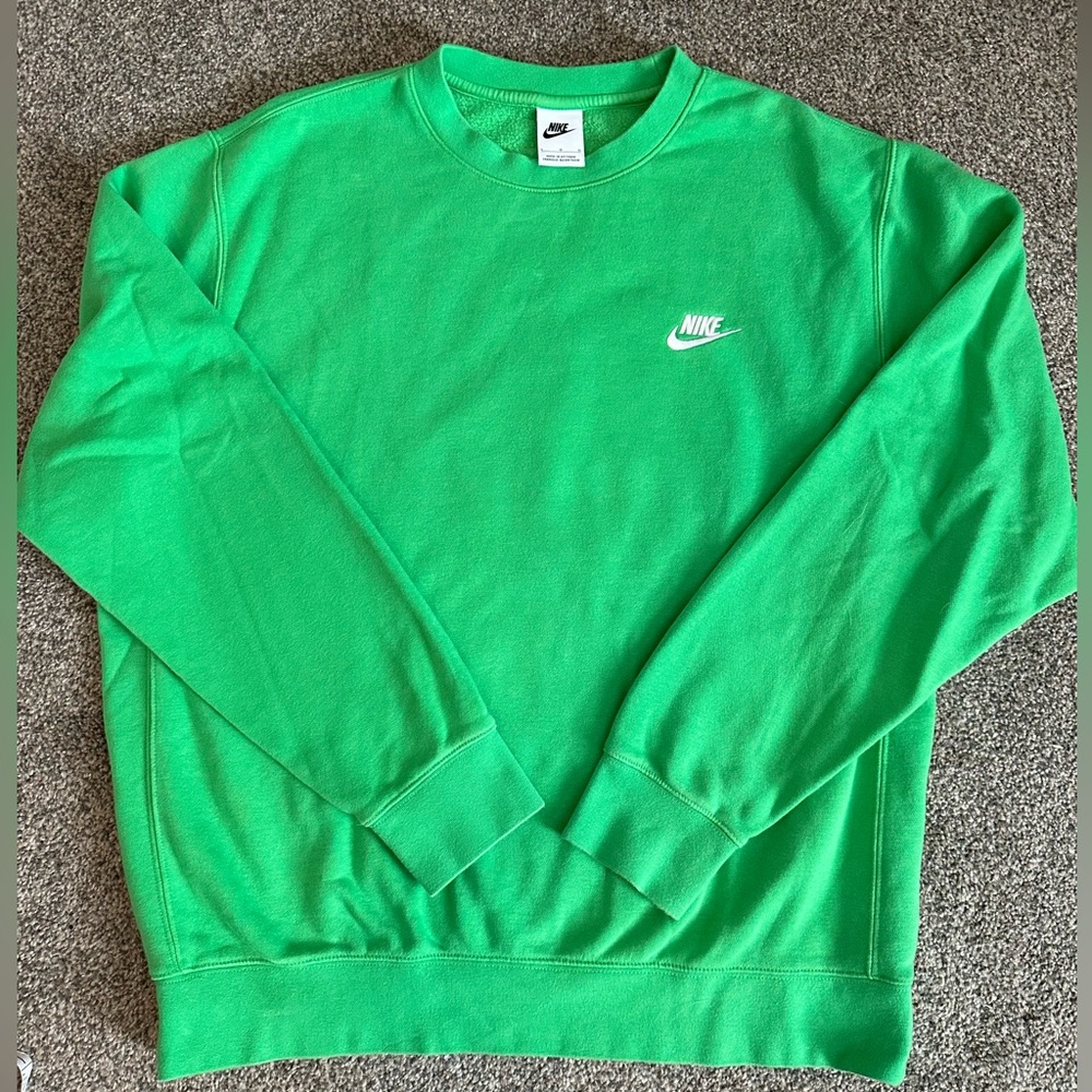 Men’s Nike crewneck hoodie